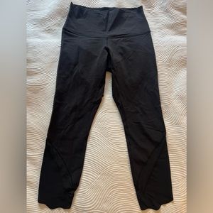 Lululemon Leggings, Scalloped Wonder Under, Size 6